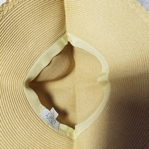 Hat - Picture 3 of 6